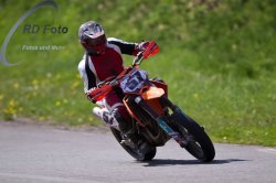 Fotos-Supermoto-IDM-Training-Bilstaim-Bike-X-Press-17-04-2011-218